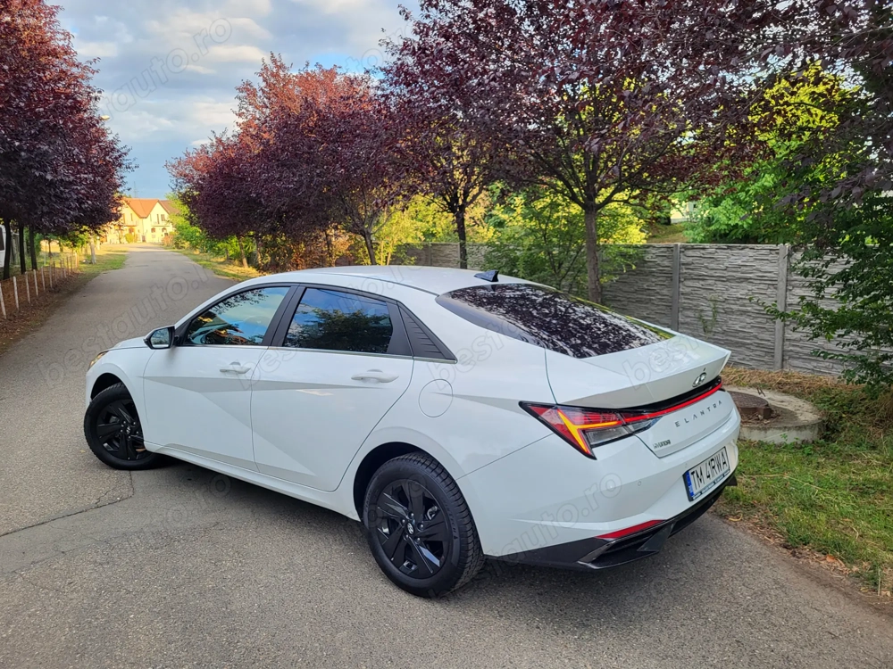 Hyundai Elantra 2022 FULL Dotari   unic proprietar   istoric reprezentanta 