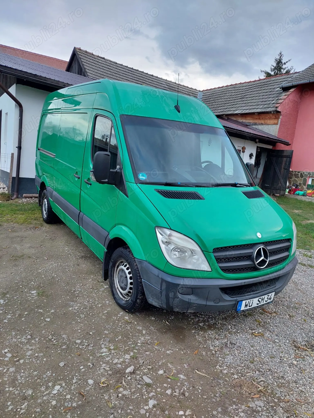 Mercedes Benz sprinter 