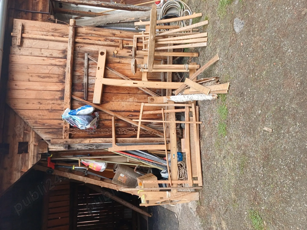 Vând război de țesut(stative)