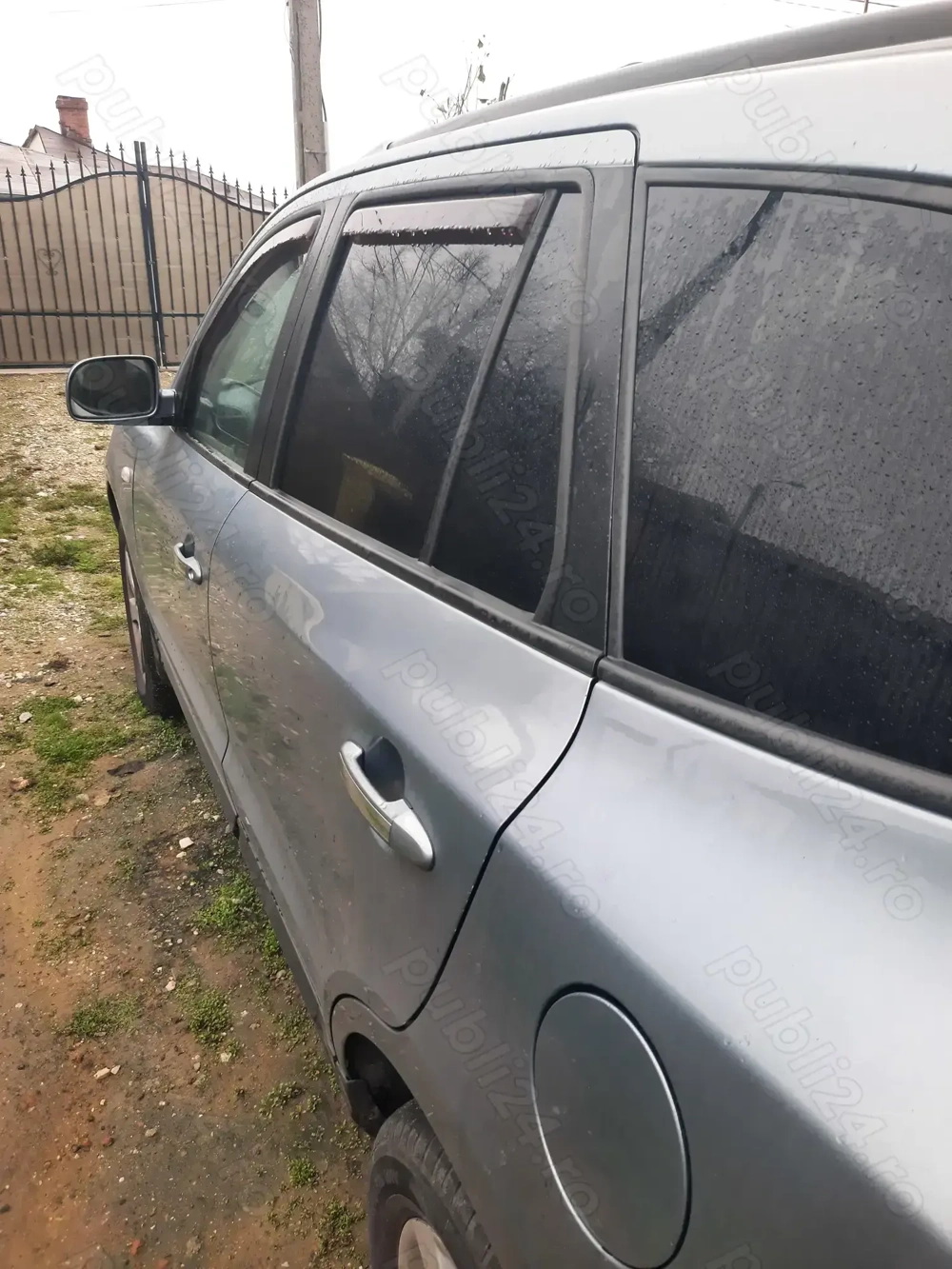 Vând Hyundai  cauciucuri iarna vara.