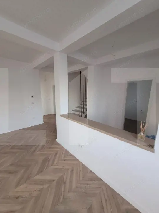 Duplex 5 Camere Dumbravita