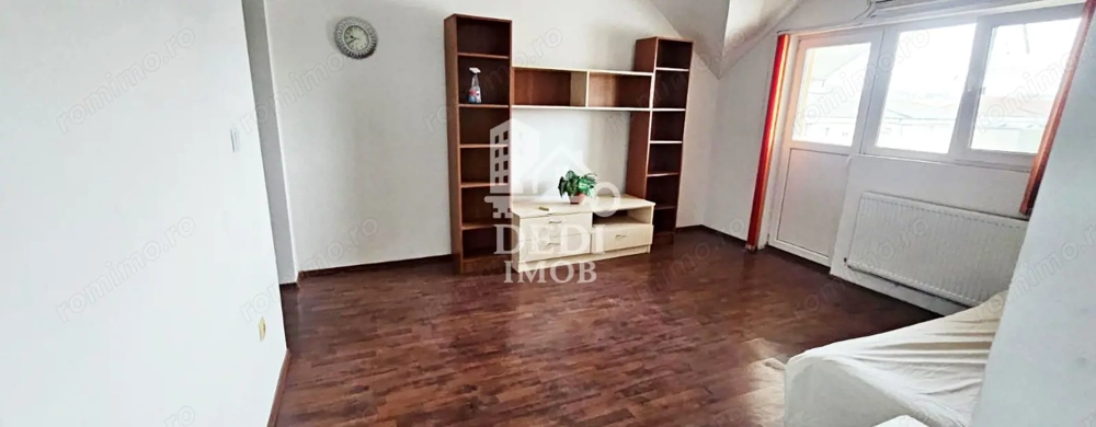 Apartament cu 2 camere de vanzare zona Rogerius, Oradea