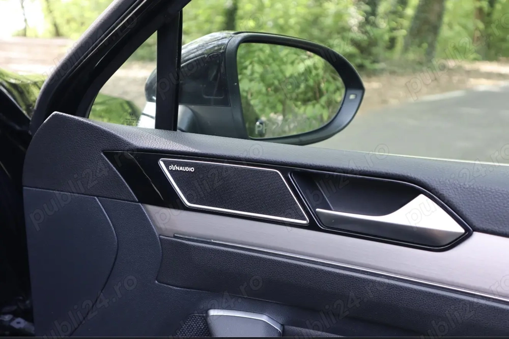 Vând Passat B8 HighLine 2015 2.0 TDI 150 CP DSG