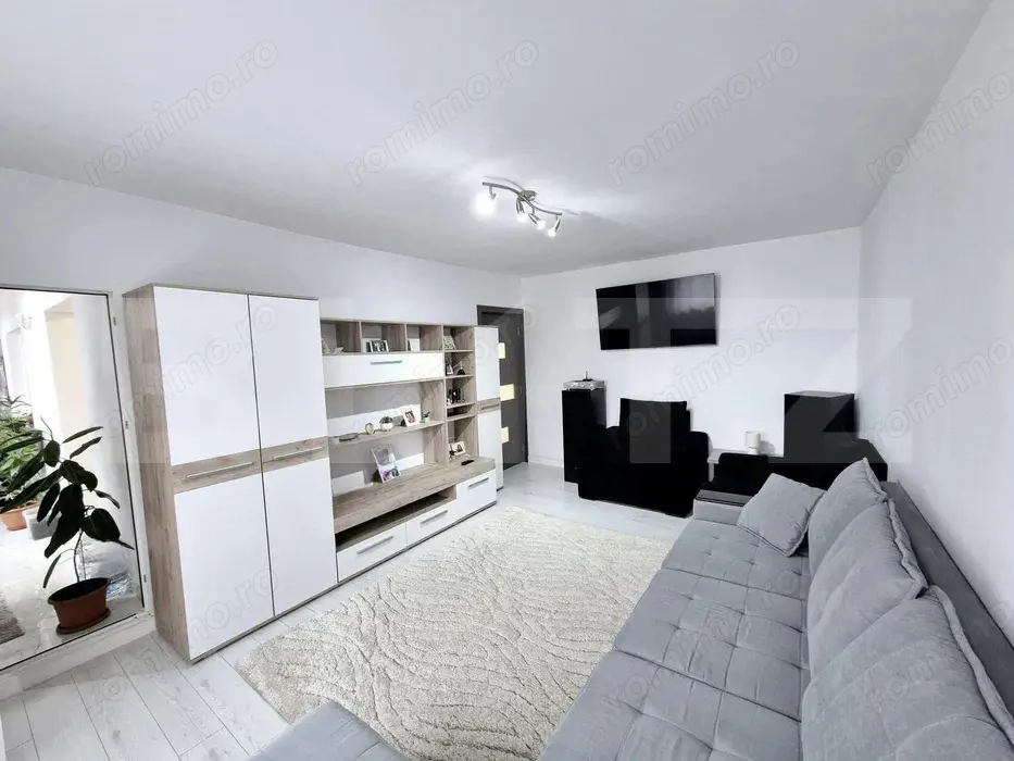 Apartament 3 camere, 64.30 mp, zona CUG
