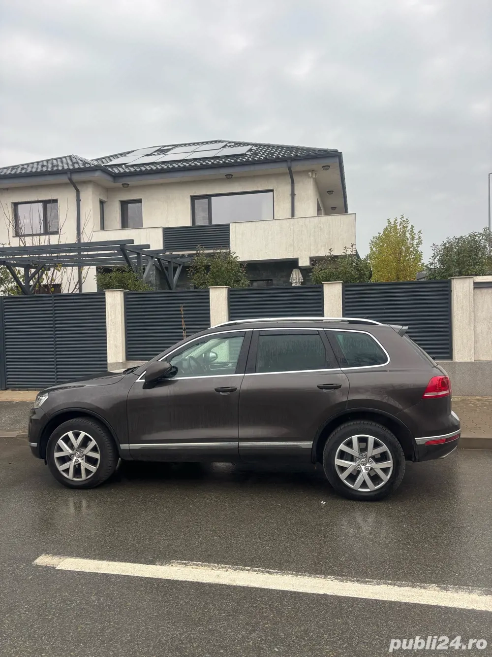 Volkswagen Touareg primul proprietar 124.500 km euro 6 cu 262 cp