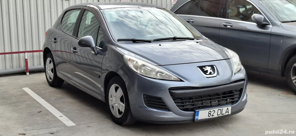 vând Peugeot 207 1.4 diesel 2010 negociabil 