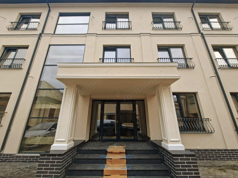  DE ÎNCHIRIAT | Clădire Premium 750 mp | Ultracentral Bacău