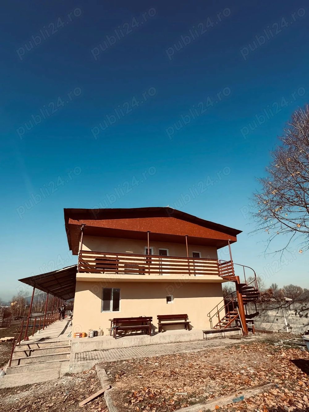 Inchiriere clădire 360 mp + teren generos   3600mp 