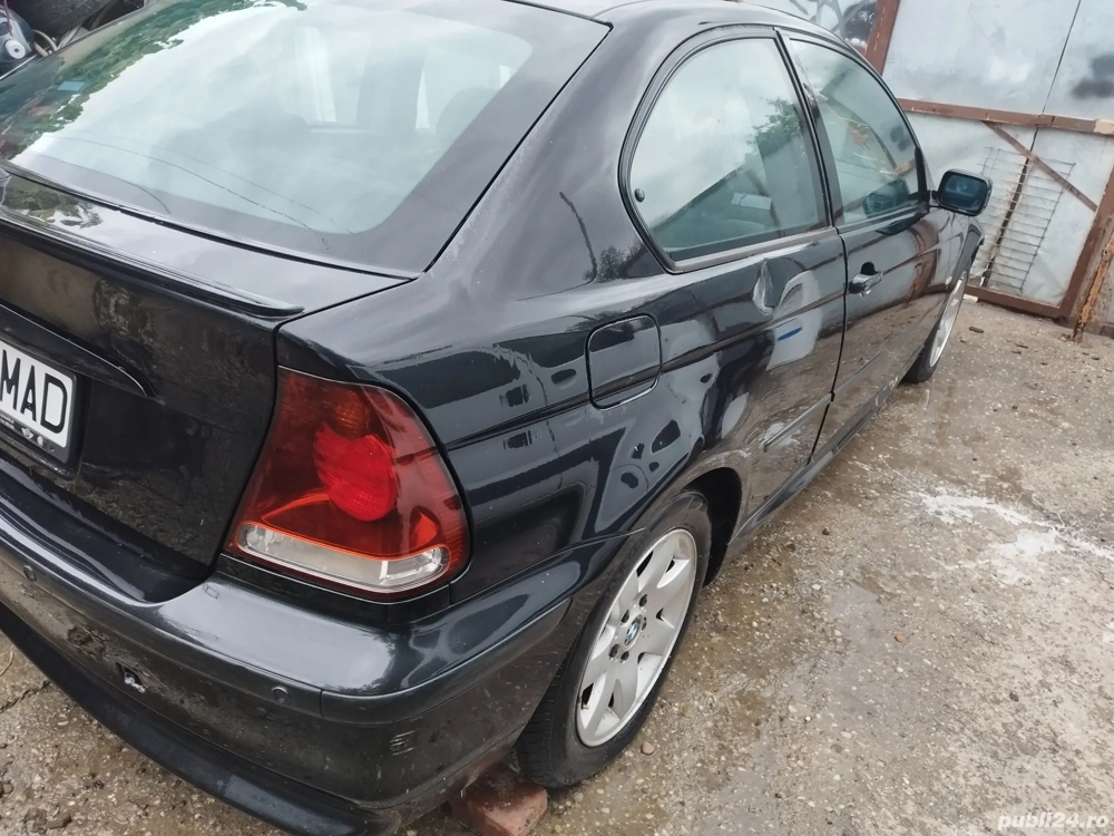 dezmembrez BMW e46 compact 