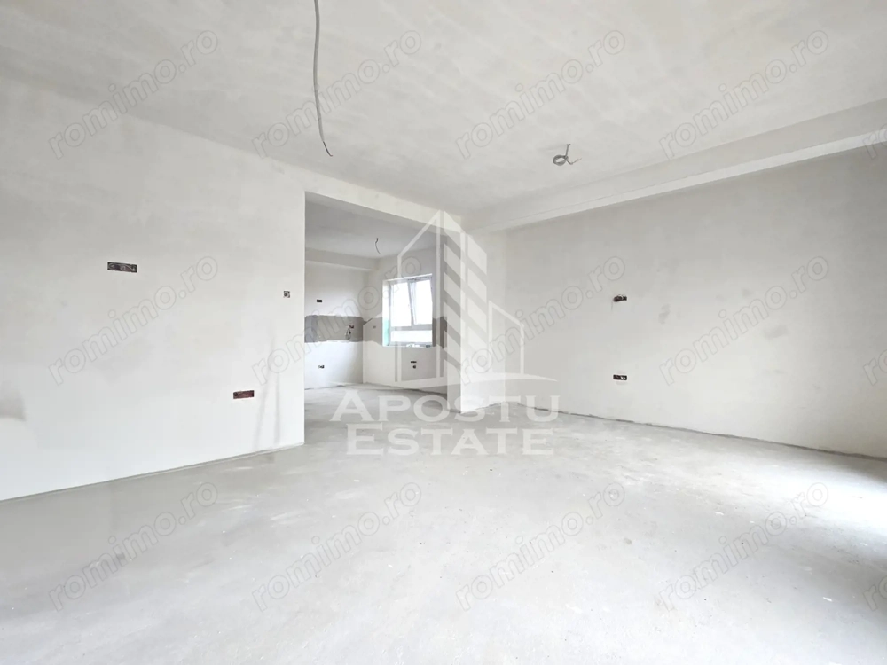 Jumatate de duplex, Parter + Etaj, 5 camere si 2 bai, 120 mpu, Sag