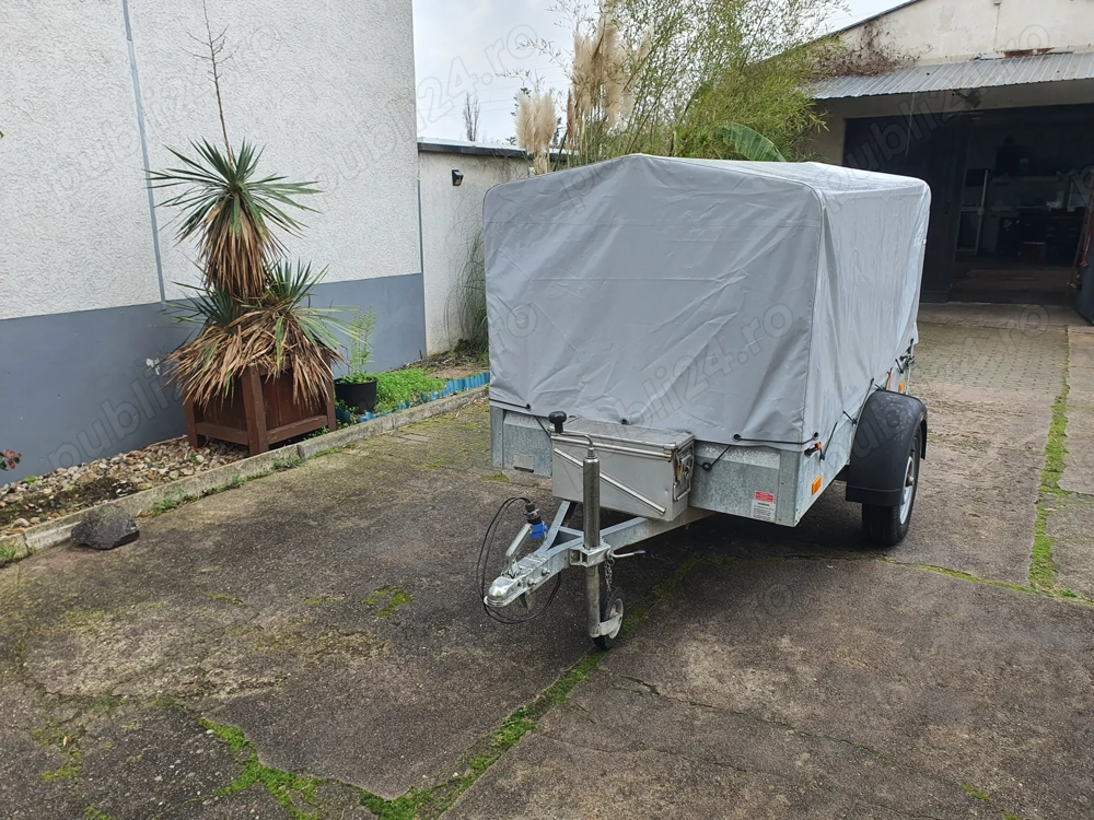 Remorca 750 kg cu prelata Humbaur Steely