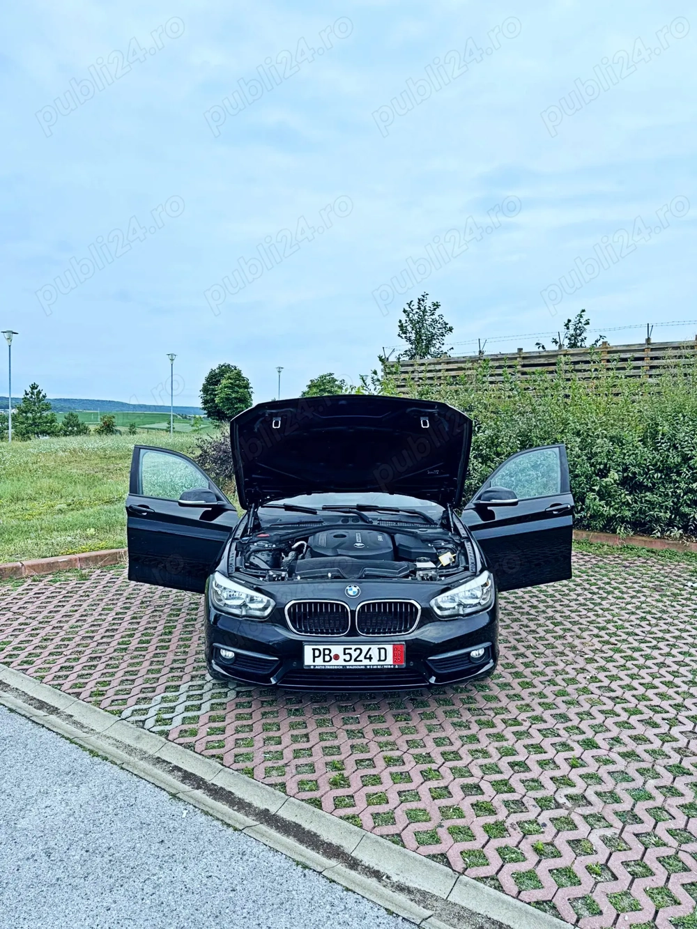 Bmw seria 118i facelift blackline