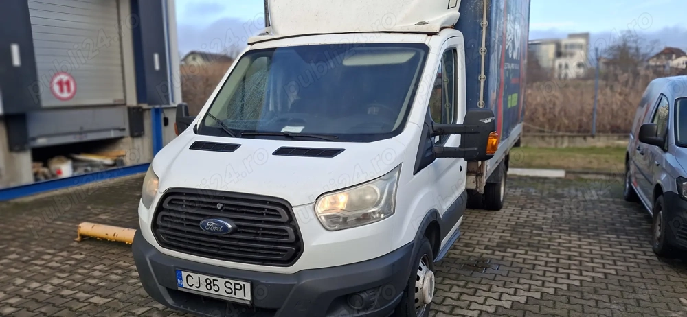 Ford Transit cu prelata si cargolift