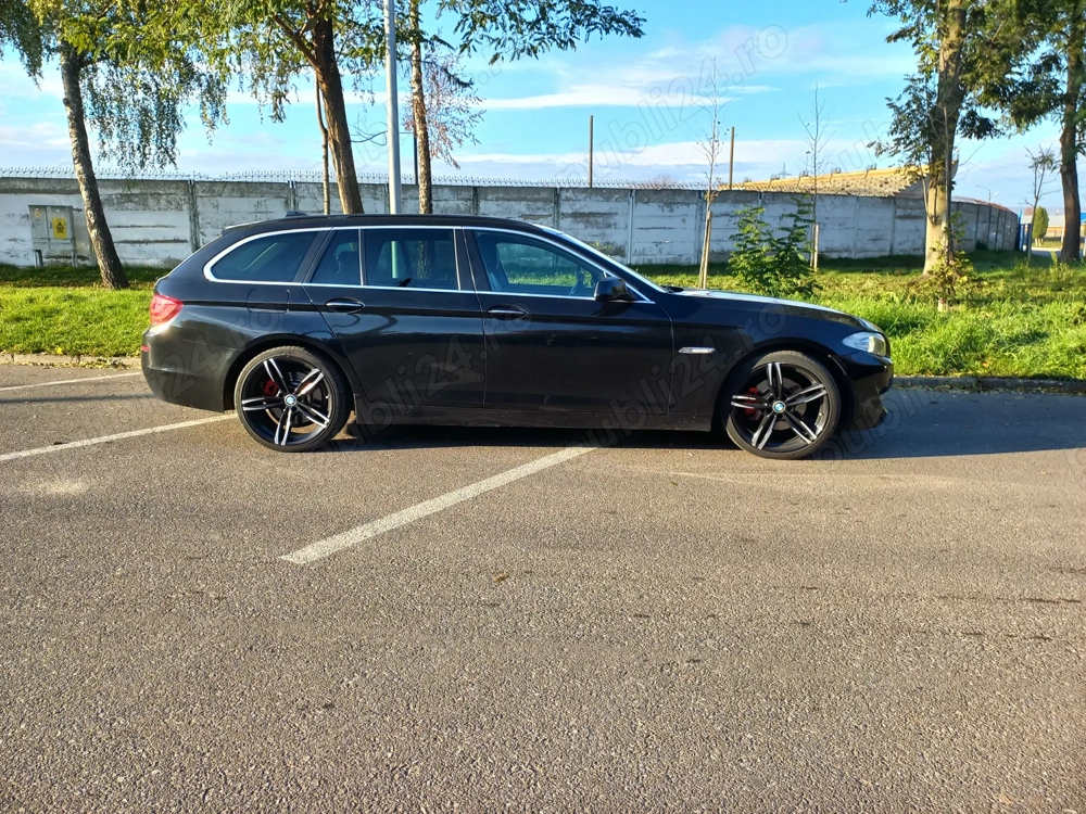 BMW 520d,190cp,an 2012 Touring automat