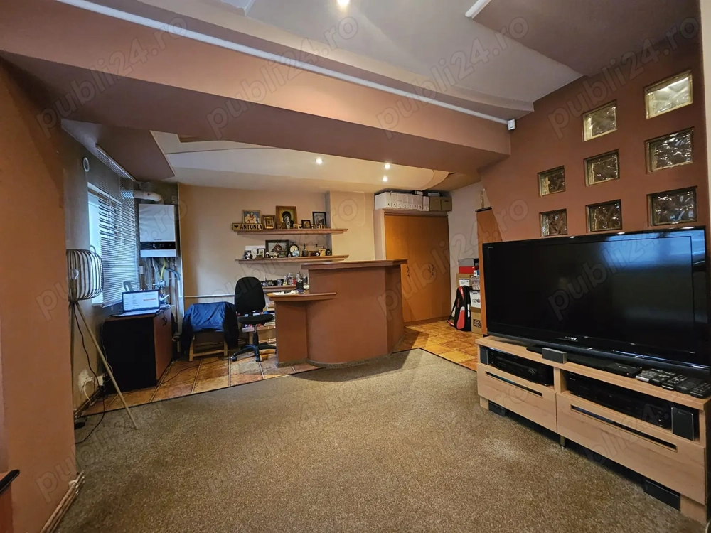 Oferta inchiriere spatiu birou, Craiovei, mobilat, 330 euro