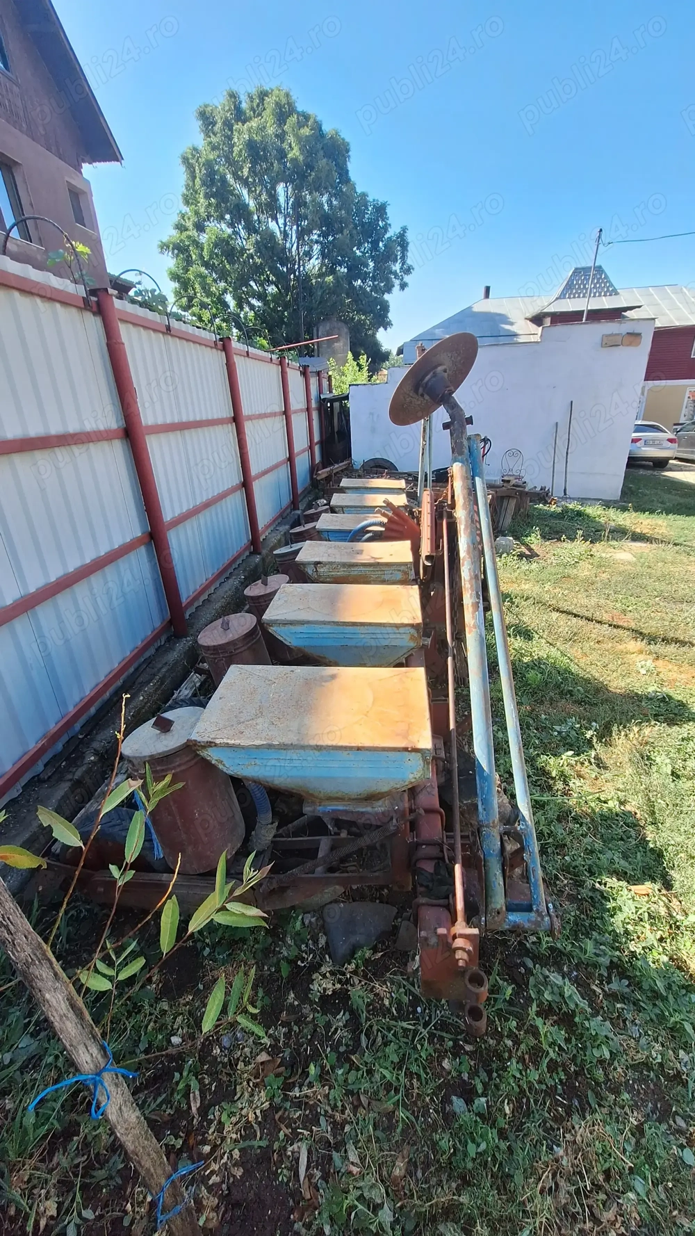 Vand utilaje agricole romanesti