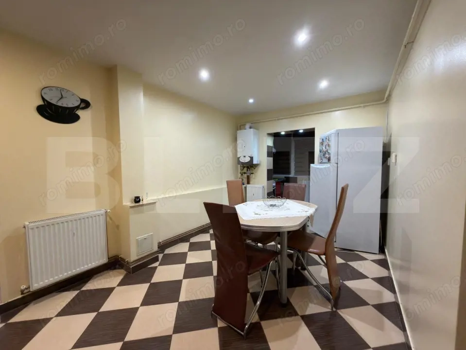 Apartament 3 camere, decomandat, 62 mp utili , mobilat si utilat , Craiovita Nou