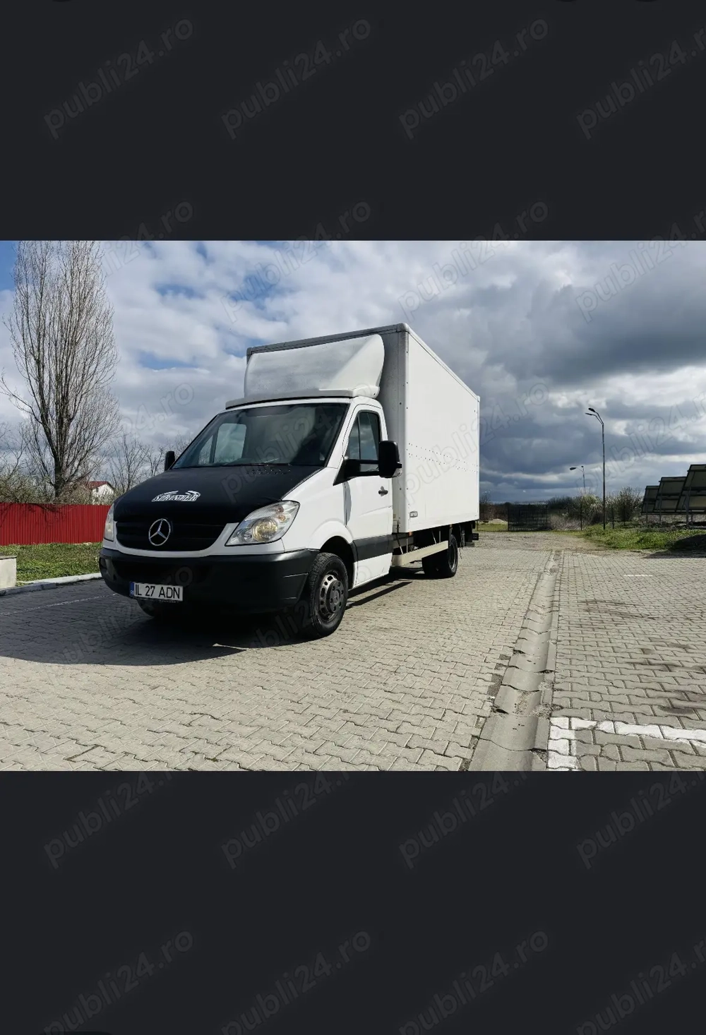 Vand mercedes sprinter 3.5T cu lift