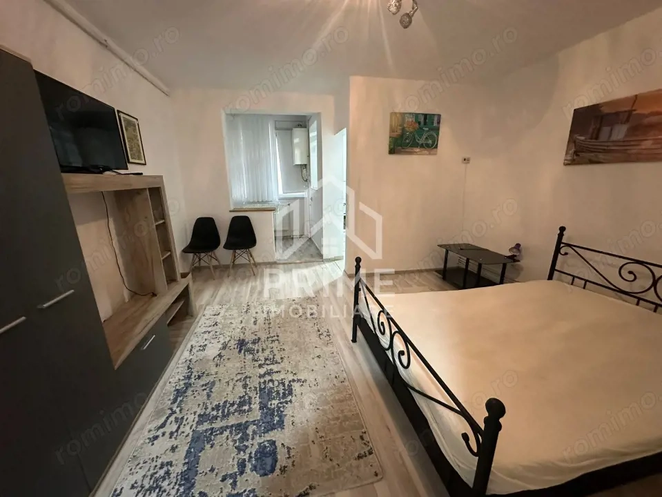 Garsoniera 30 mp| etaj 1| zona Cugir