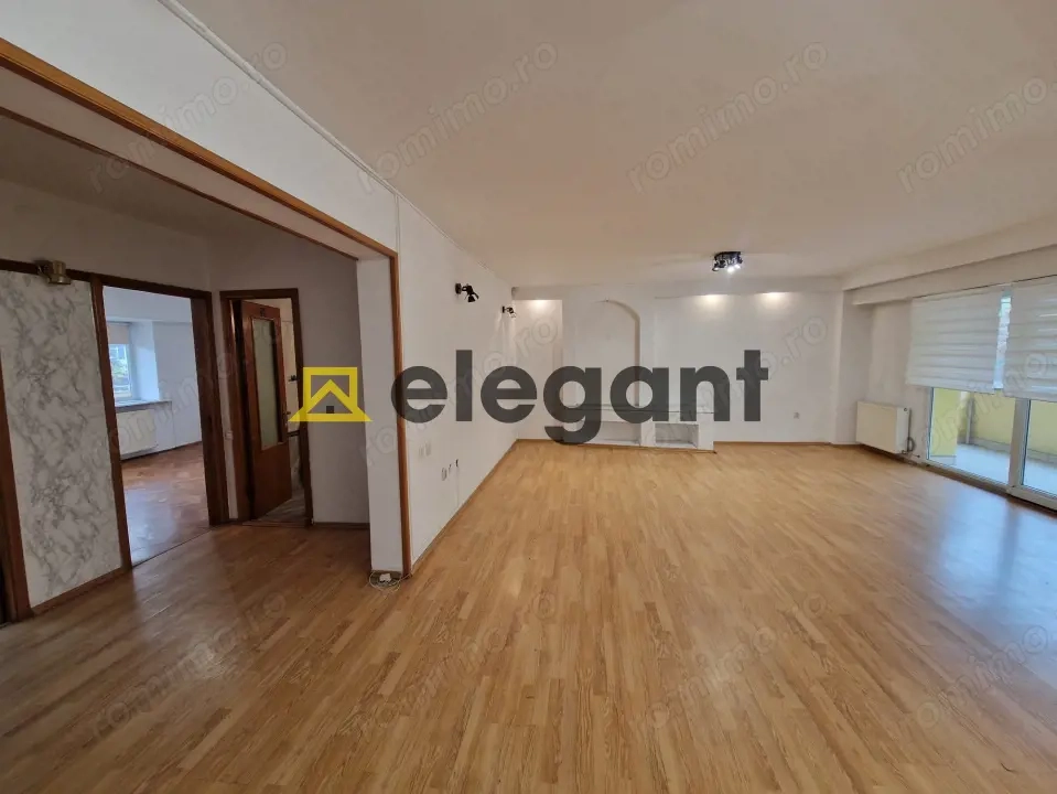 Apartament 3 camere, spatios, nemobilat, etaj 1, centrala, Central-ING