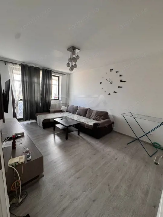 3 camere 8/10, Drumul Taberei-Romancierilor