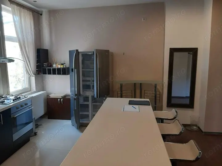 Apartament  4 camere Unirii