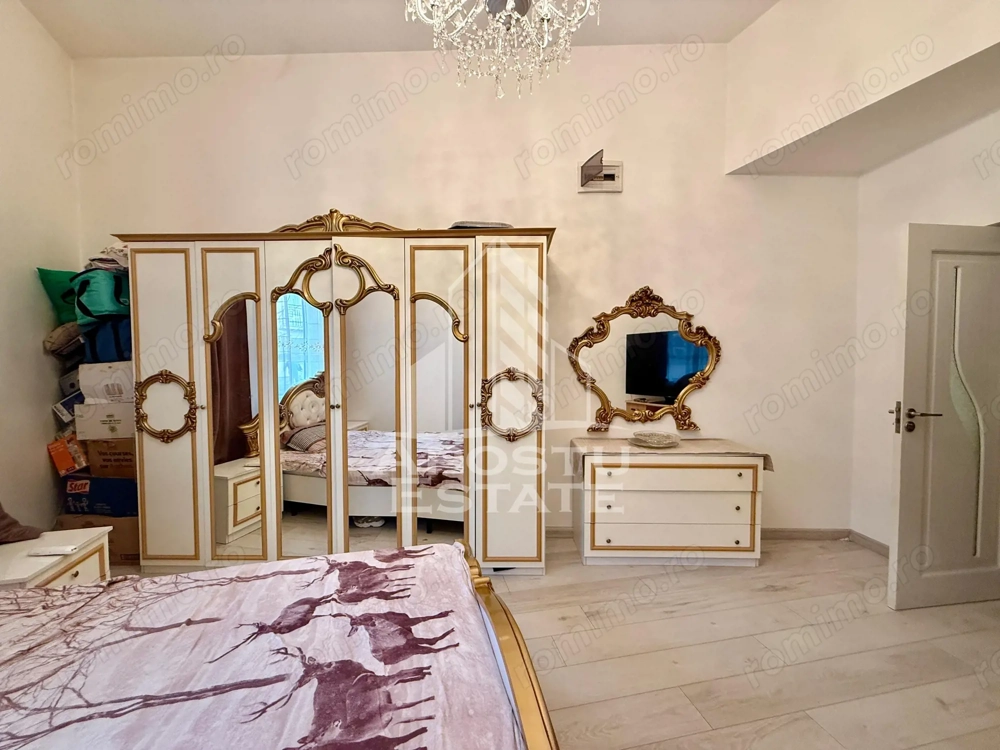 Apartament 2 camere,curte comuna,zona Lunei