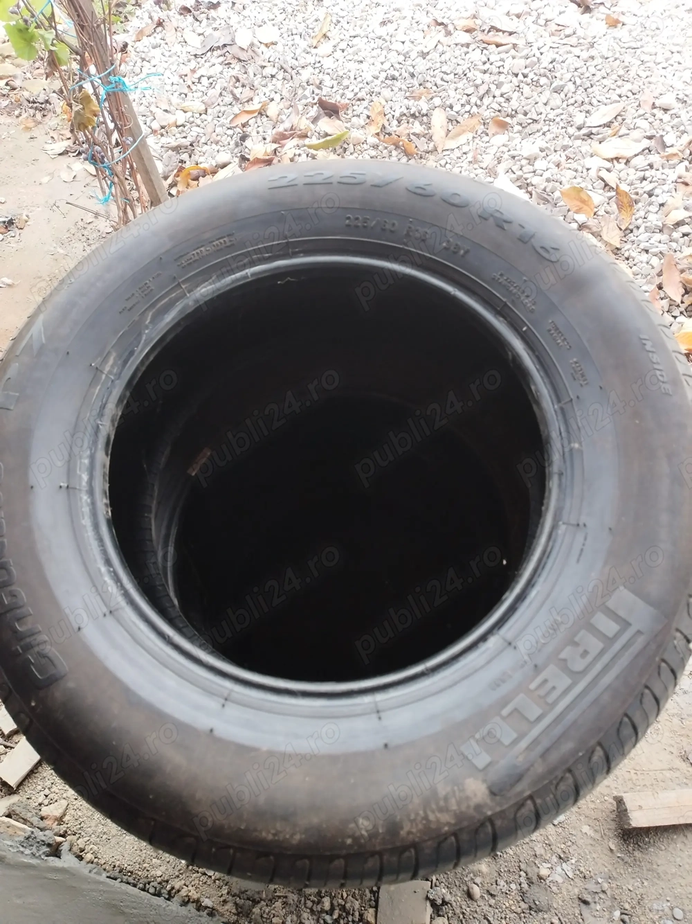 Amvelope 225/60R16 Pirelli 