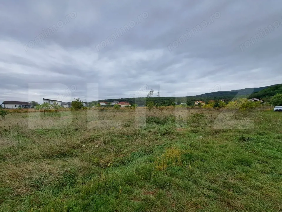 Teren intravilan,550 mp,cu autorizatie de construire,Micesti