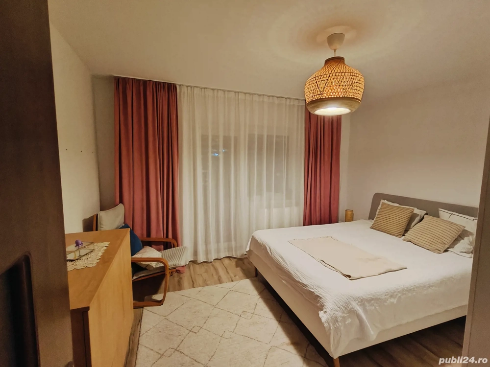 Apartament 2 camere etaj 1 Str Crangului 