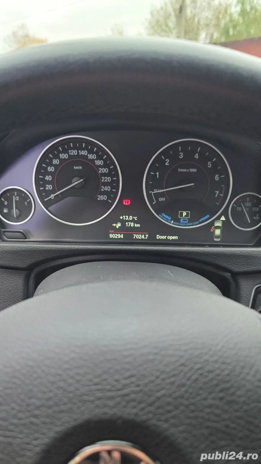 vând BMW 330e i preț 16900