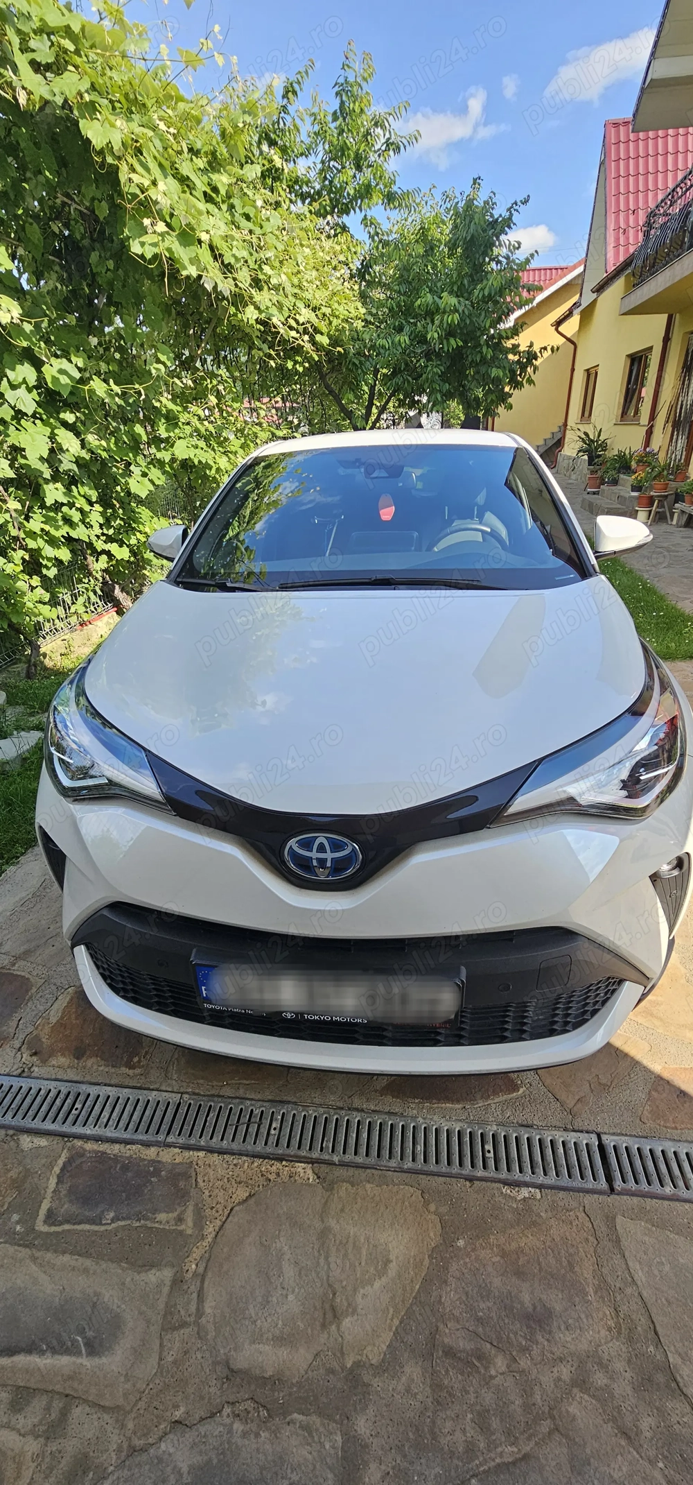 Vând Toyota C-hr 2022 CVT Classy Hybrid  
