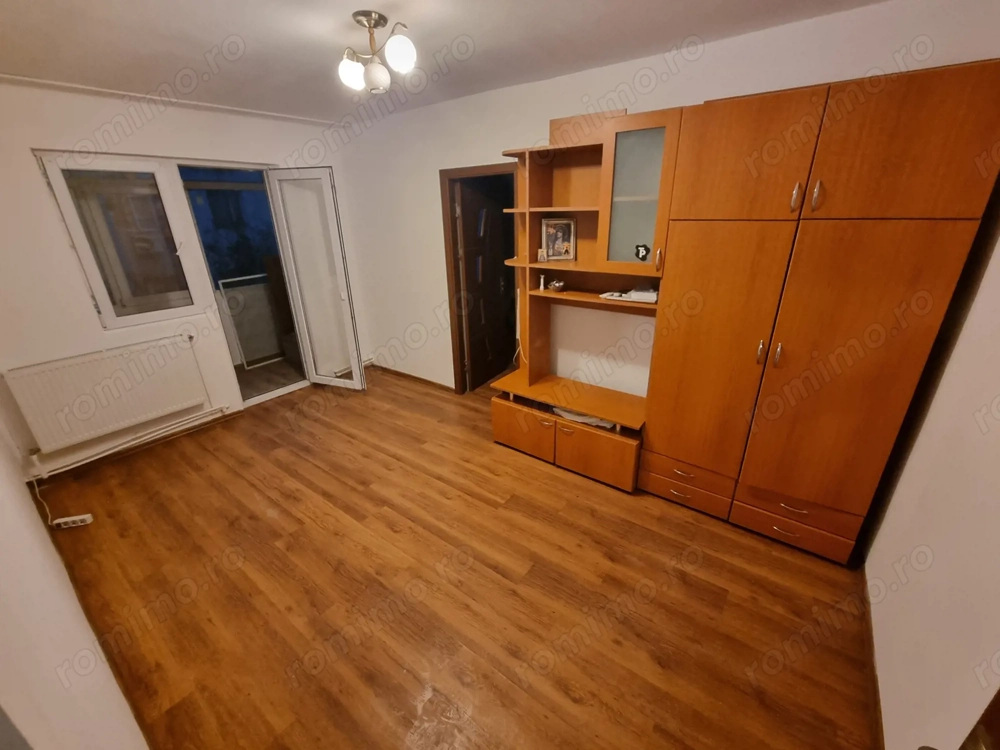 Apartament 2 camere zona Casa de Cultura