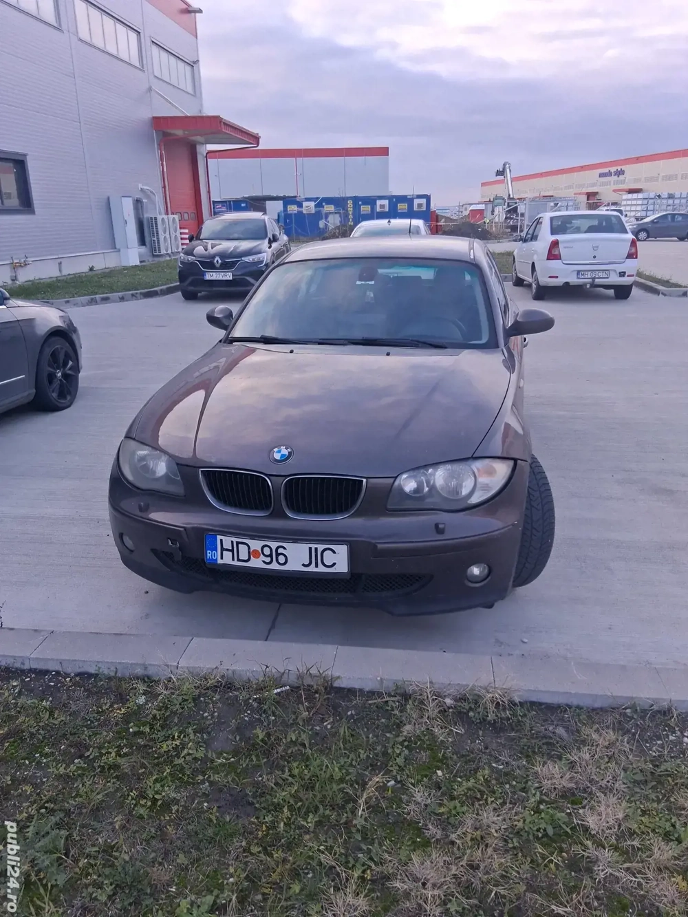 VAND  SCHIMB bmw seria 1 2L benzina