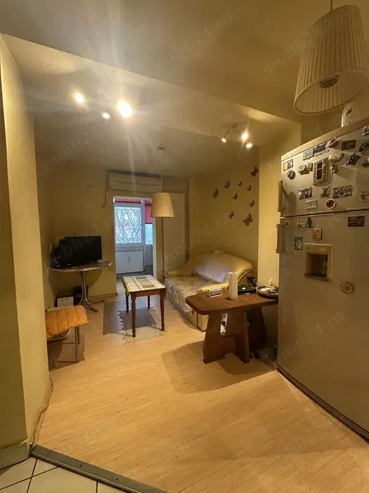 Apartament 2 camere de vanzare 