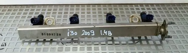 Rampa injectie cu injectoare Hyundai i30 1.4 benzina