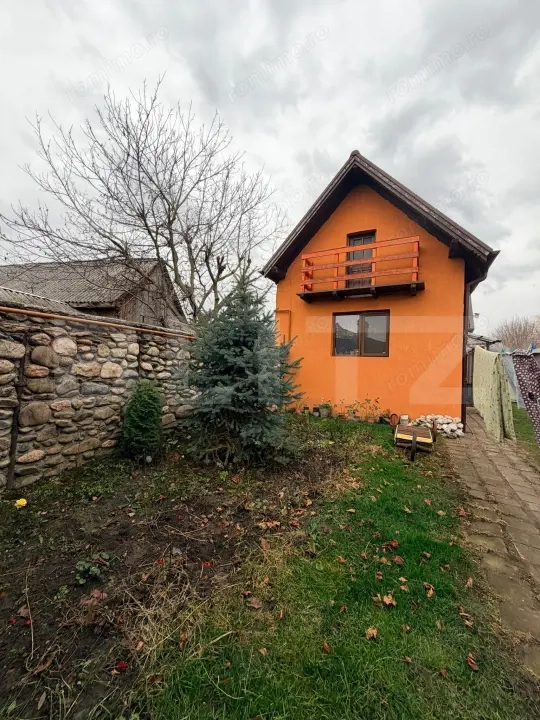 Casă de vânzare – proprietate generoasă 2.285 m² teren, in TOHANU VECHI 230.000E