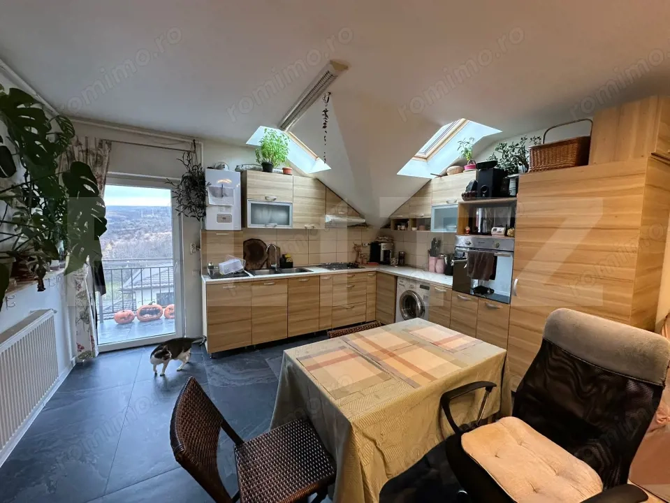 Apartament de 3 camere, 56 mp, fără CF - Bună Ziua