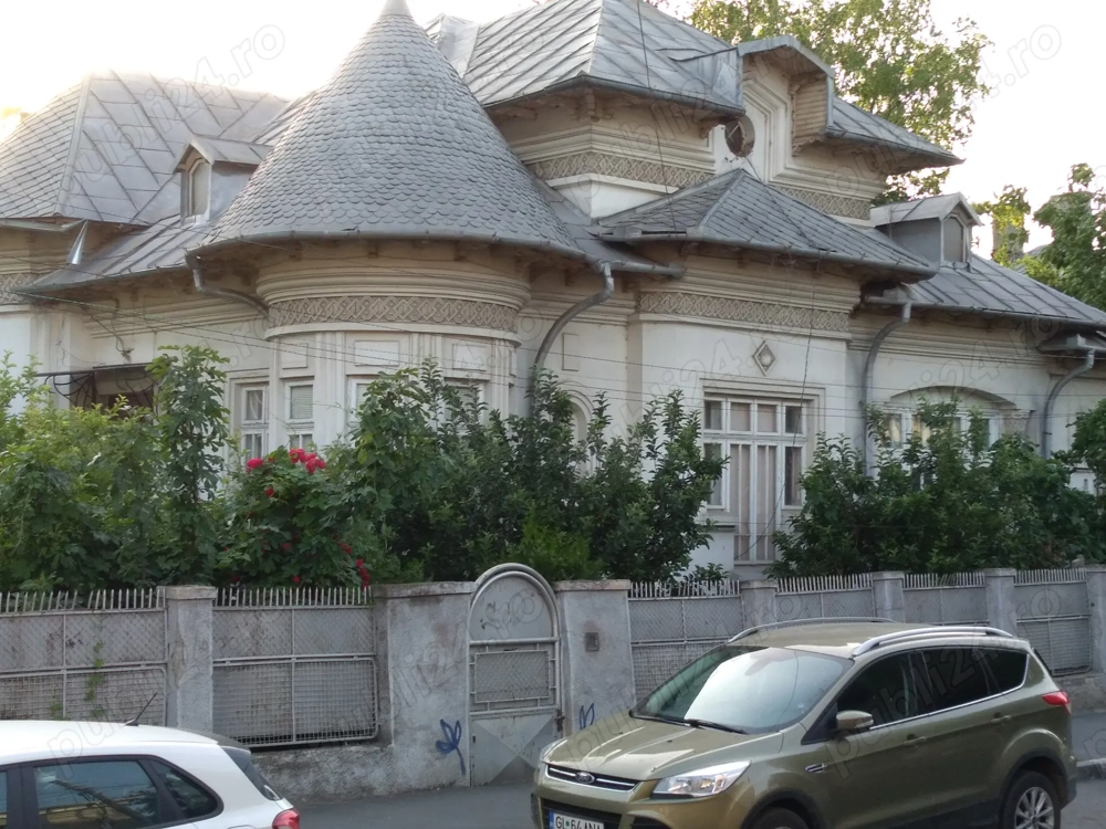 Conac de închiriat în centrul vechi al orașului Galați  !