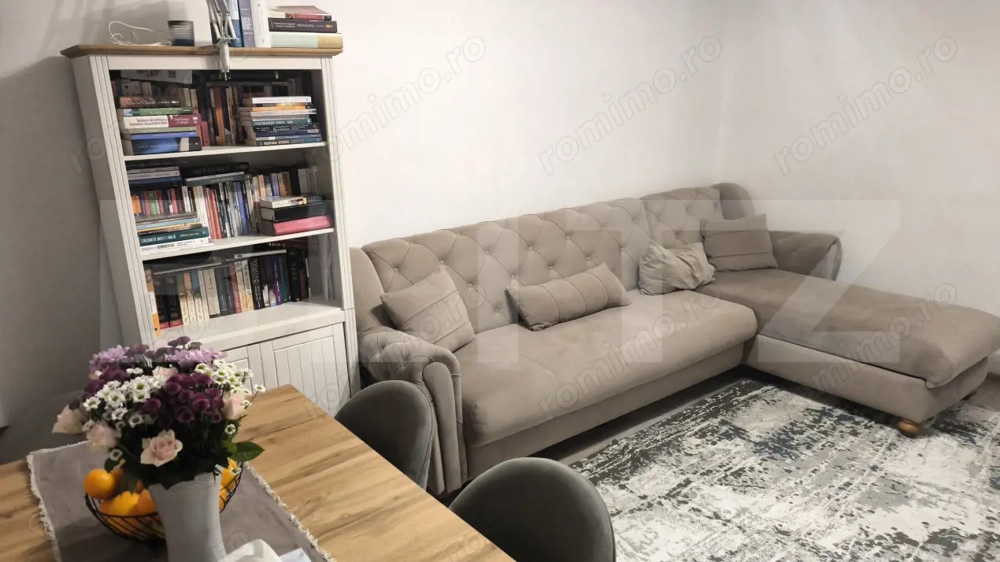 Apartament 3 camere, decomandat, 60mp. Parter inalt, zona Burdujeni, Comlemn