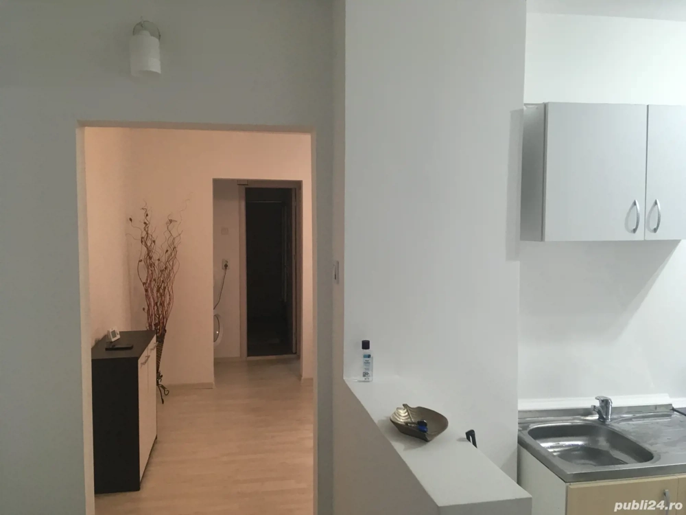 Inchiriez apartament 2 camere, Craiovita (Materna)