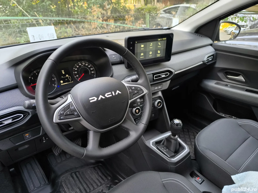 Dacia Logan 2025 - Journey