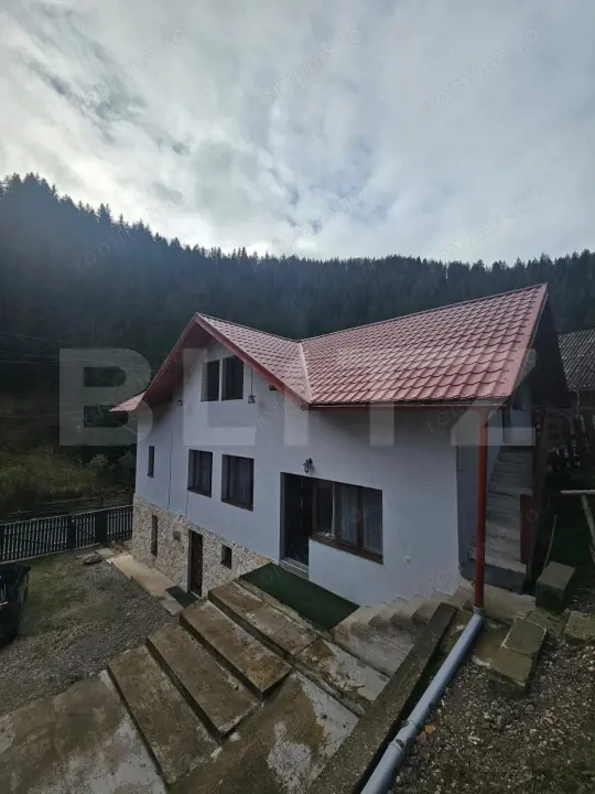 Casa cu 6 camere, Liniște, Natură și Spațiu, Vadul Motilor