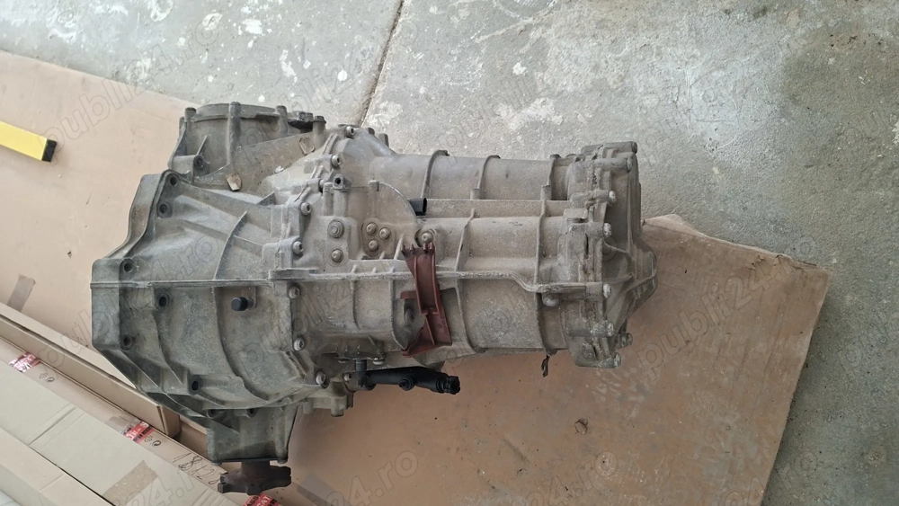 Cutie viteze a4 b8 2008 ,143 k 