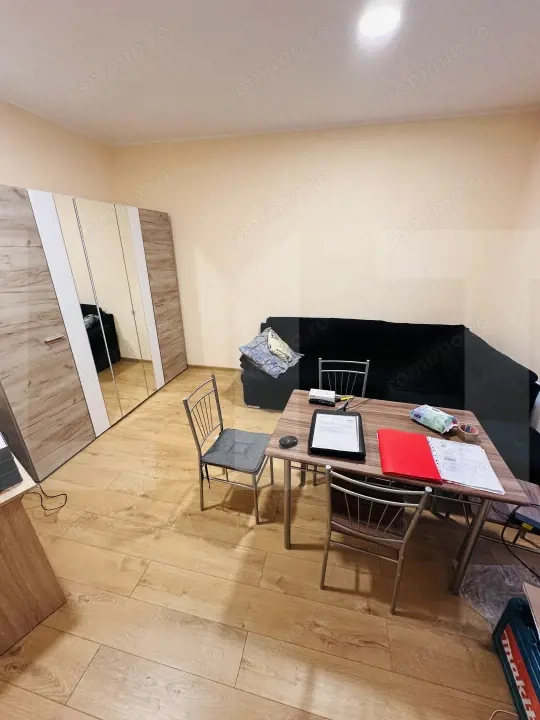 Apartament la casa, 40 mp, Andrei Saguna