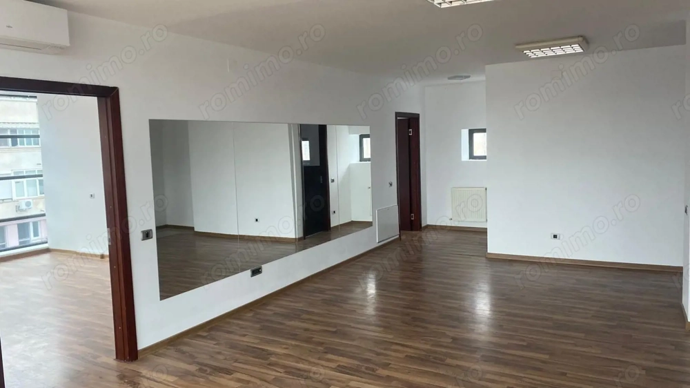 Unirii 3 Apartamente 120mp pentru firme (cladire de birouri)