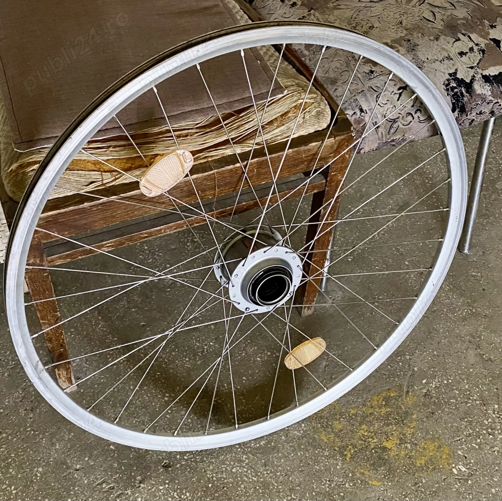 Roată Shimano Nexus 28x1.75 cu 8 viteze