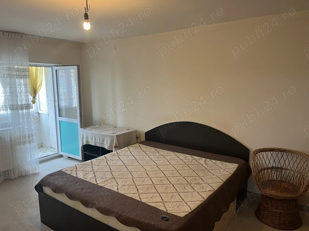 Vand apartament 2 camere, central, decomandat, mobilat si utilat, suprafata 54 mp, pret 62.000 euro