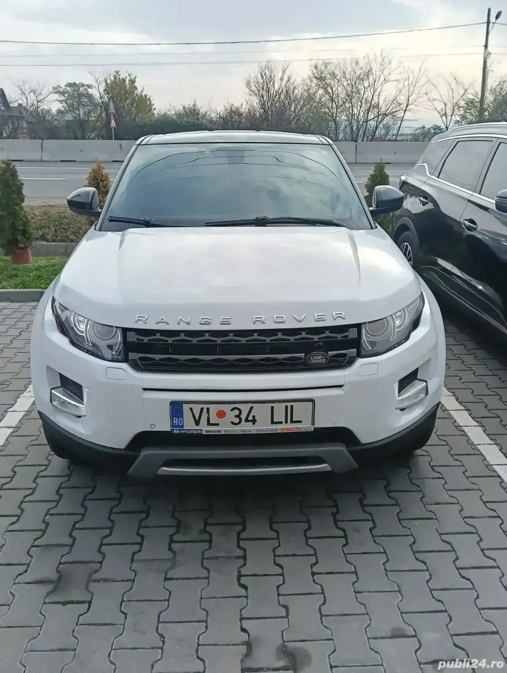Vând Land Rover Evoque, an de fabricație 2015,diesel, stare foarte bună.