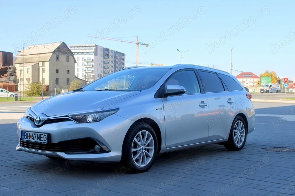 Toyota Auris Hybrid 50th Anniversary Edition Full Piele Carte Service